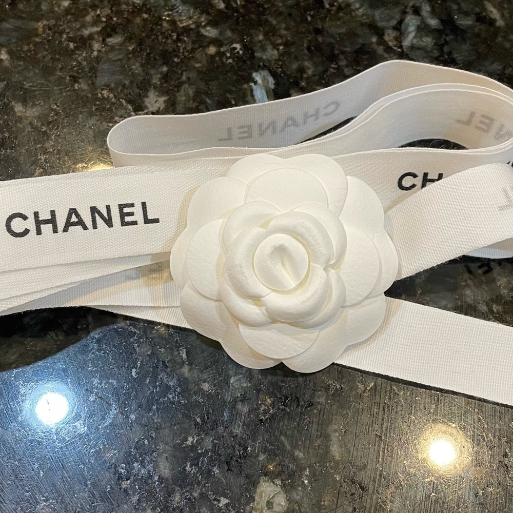 New! Authentic Chanel gift flower and ribbon